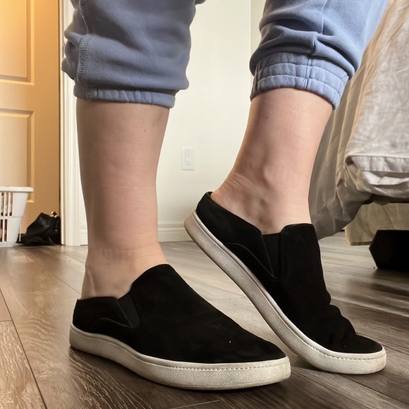 VINCE Verrell Size 9/39 Slip on Casual Shoe - Picture 4 of 4